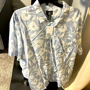 H&M Flower Short Sleeve Button-Up